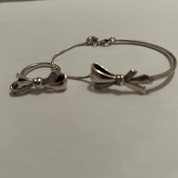 Pandora bracelet and ring - Picture 1 of 2